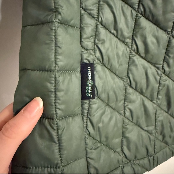 The North Face Women’s ThermoBall Eco Jacket-Green - Picture 9 of 11